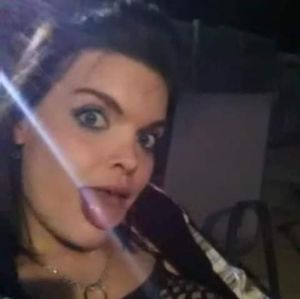 Meet your Posher, Cassie